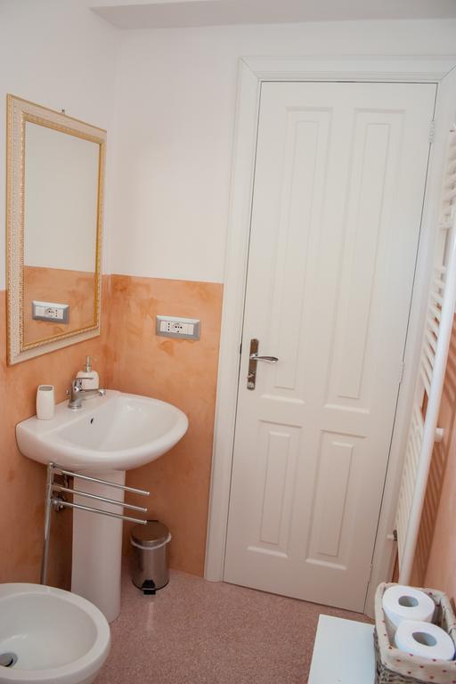 Riz Guest House Montesano Salentino Екстериор снимка